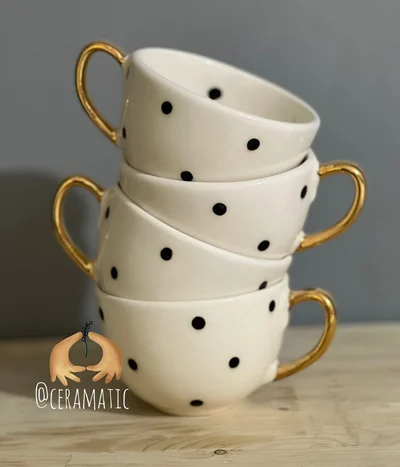 فنجان قالبی خال خالی کوچک